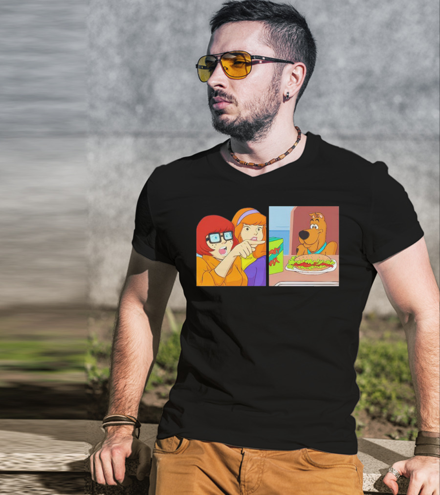 Velma Daphne Scooby-Doo Mystery Incorporated Funny Pizza Reaction T-Shirt