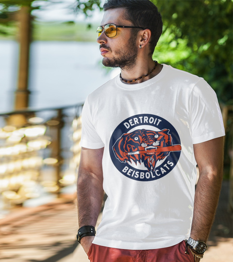 Dertroit Beisbolcats Tiger Logo With Baseball Bat T-Shirt