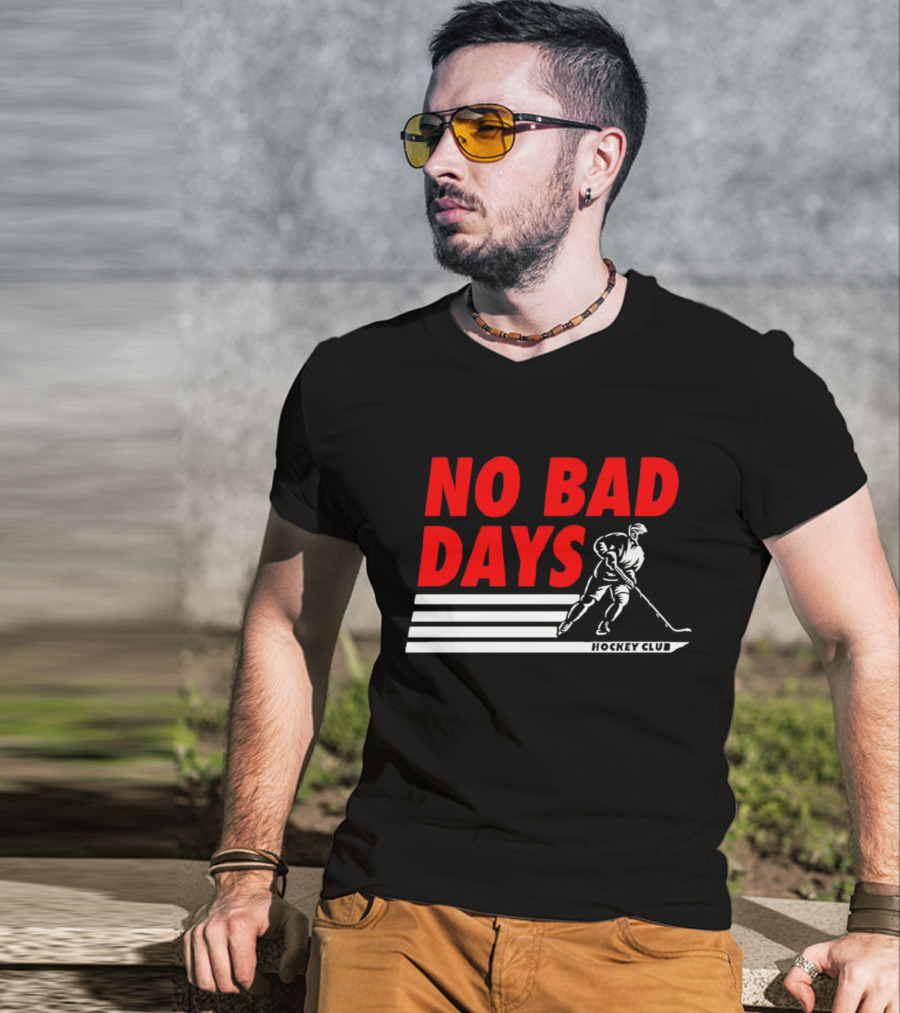 No Bad Days Hockey Club Skater Stripe Motif T-Shirt
