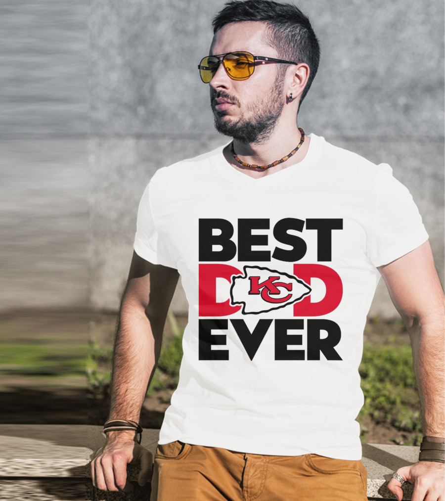 Best Dad Ever Kansas City Chiefs NFL Fan T-Shirt