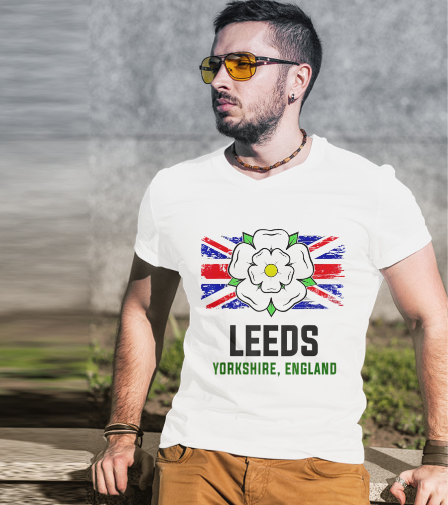 Leeds Yorkshire England Black Rose Union Jack T-Shirt