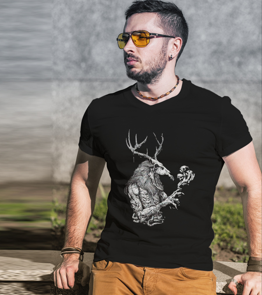 Wendigo Antlered Skull Creature Grasping Skulls T-Shirt
