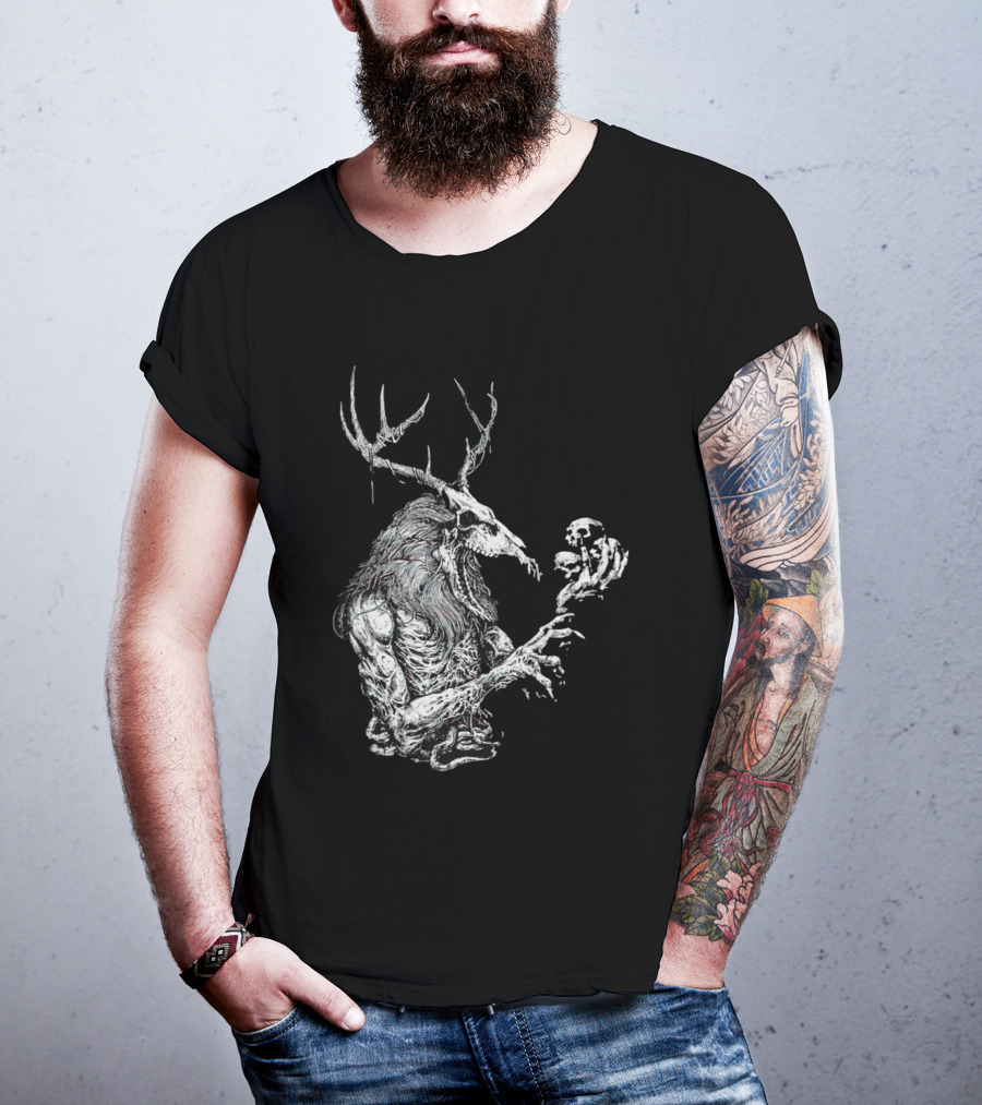 Wendigo Antlered Skull Creature Grasping Skulls T-Shirt