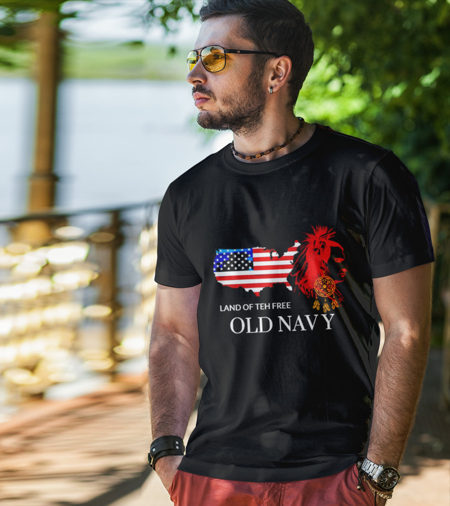 Land Of Teh Free Old Navy USA Flag Native American T-Shirt