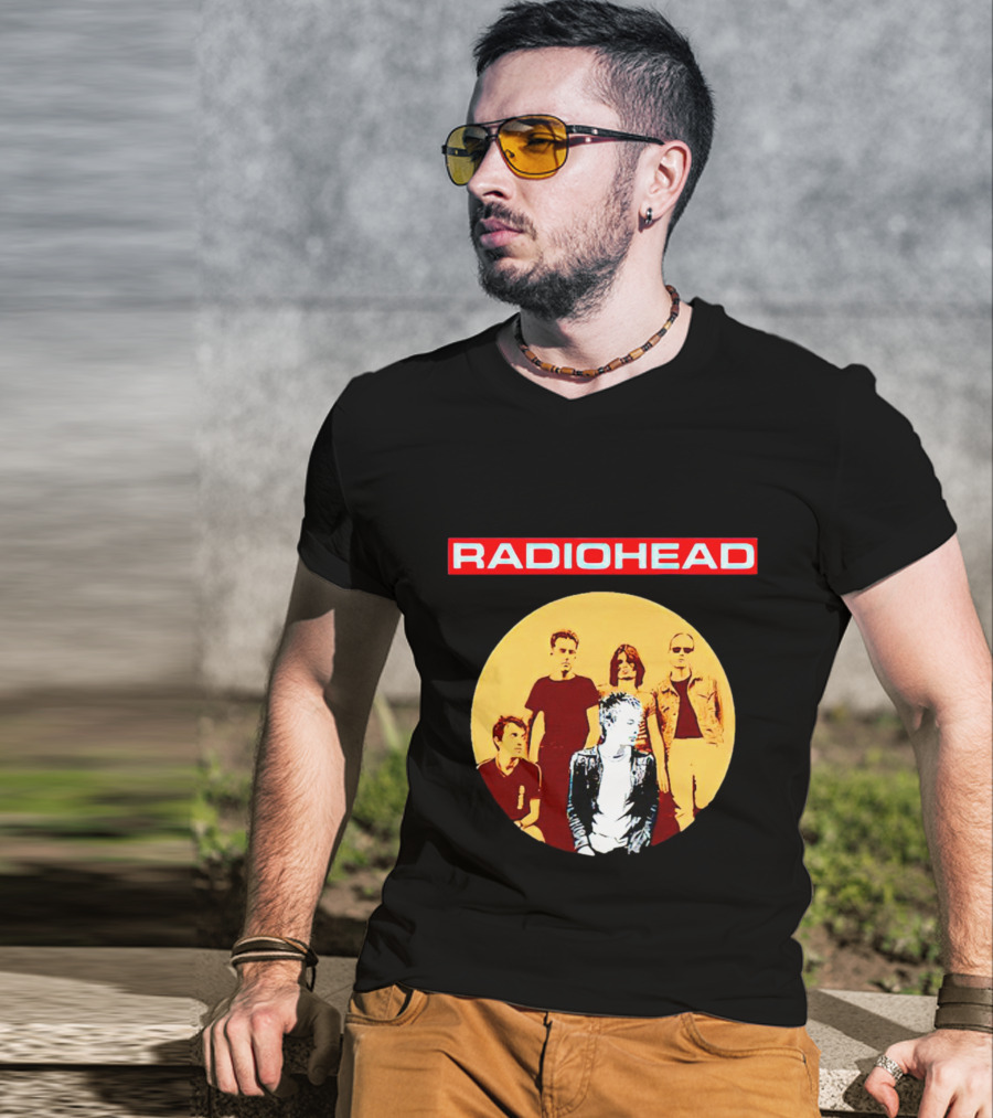 RADIOHEAD Band Members Vintage Circle T-Shirt