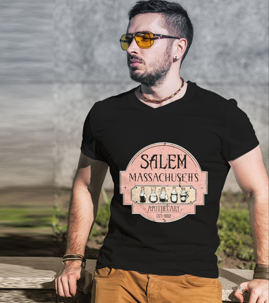 Salem Massachusetts Apothecary Est. 1692 Halloween T-Shirt