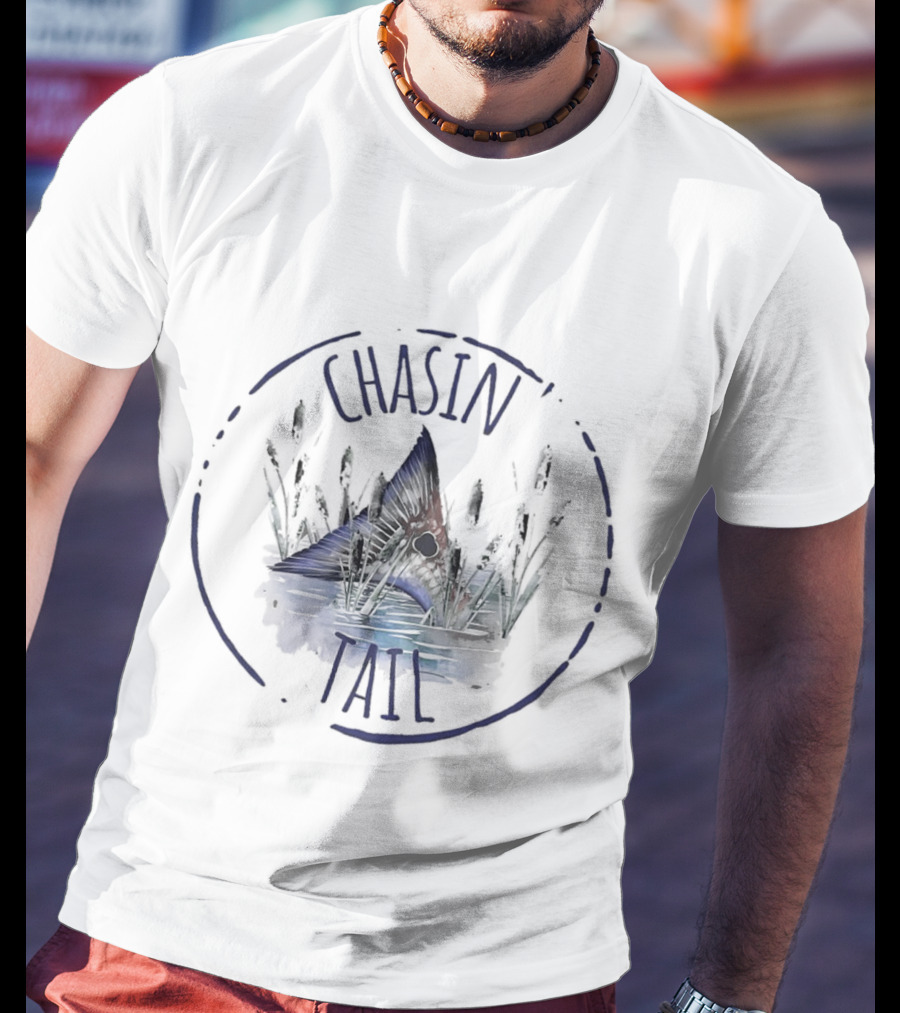 CHASIN' TAIL Fish Tail In Water With Reeds T-Shirt