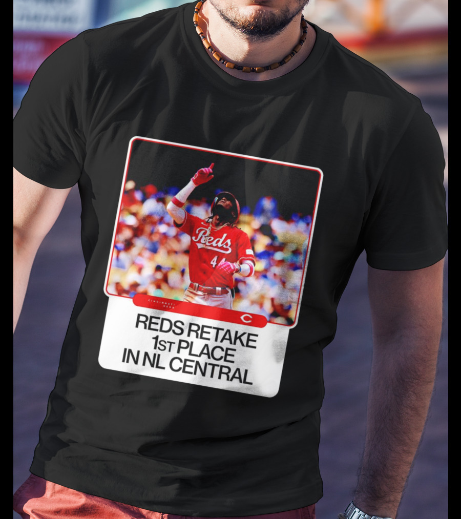 Cincinnati Reds Retake 1st Place In NL Central Elly De La Cruz T-Shirt