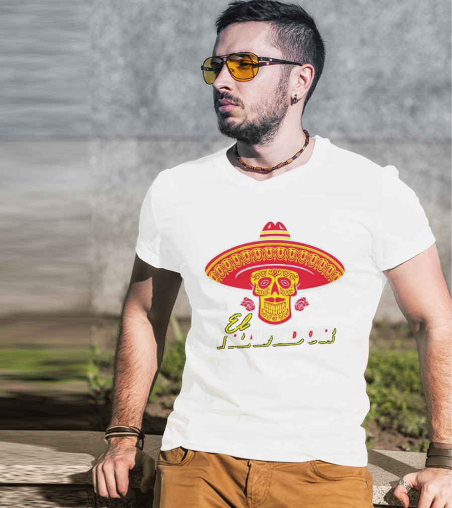 El Travedor Skull Sombrero Kansas City Football T-Shirt