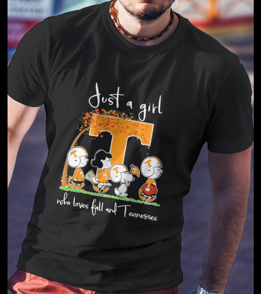 Just A Girl Who Loves Fall And Tennessee Volunteers Peanuts T-Shirt