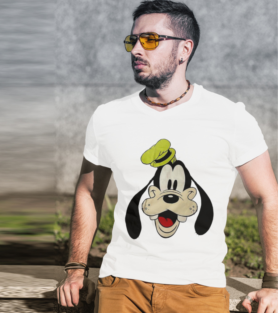 Yats Goofy Head Disney Character Face T-Shirt