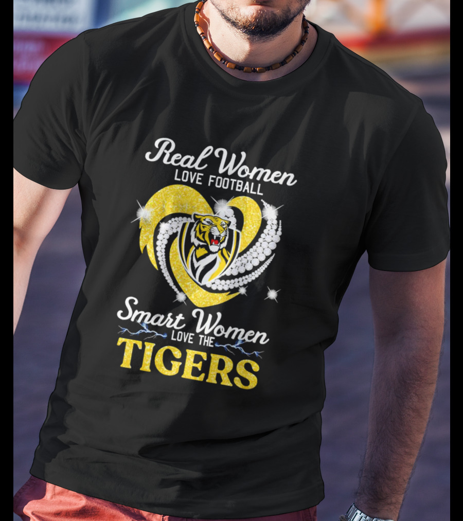 Real Women Love Football Smart Women Love The Richmond Tigers T-Shirt