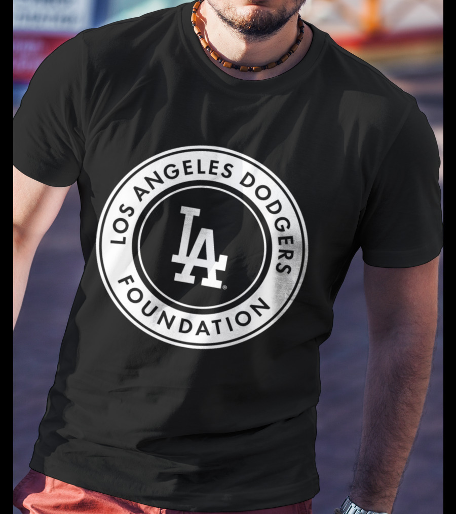 Los Angeles Dodgers Foundation LA Circle T-Shirt