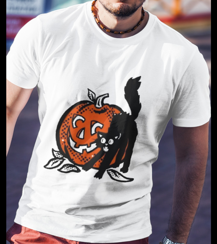 Vintage Halloween Pumpkin And Black Cat T-Shirt