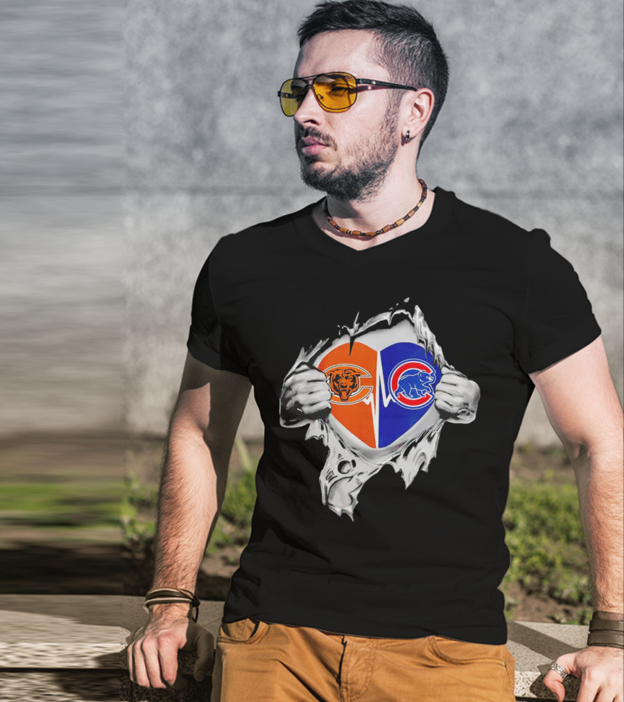Chicago Bears Cubs Heart Burst T-Shirt