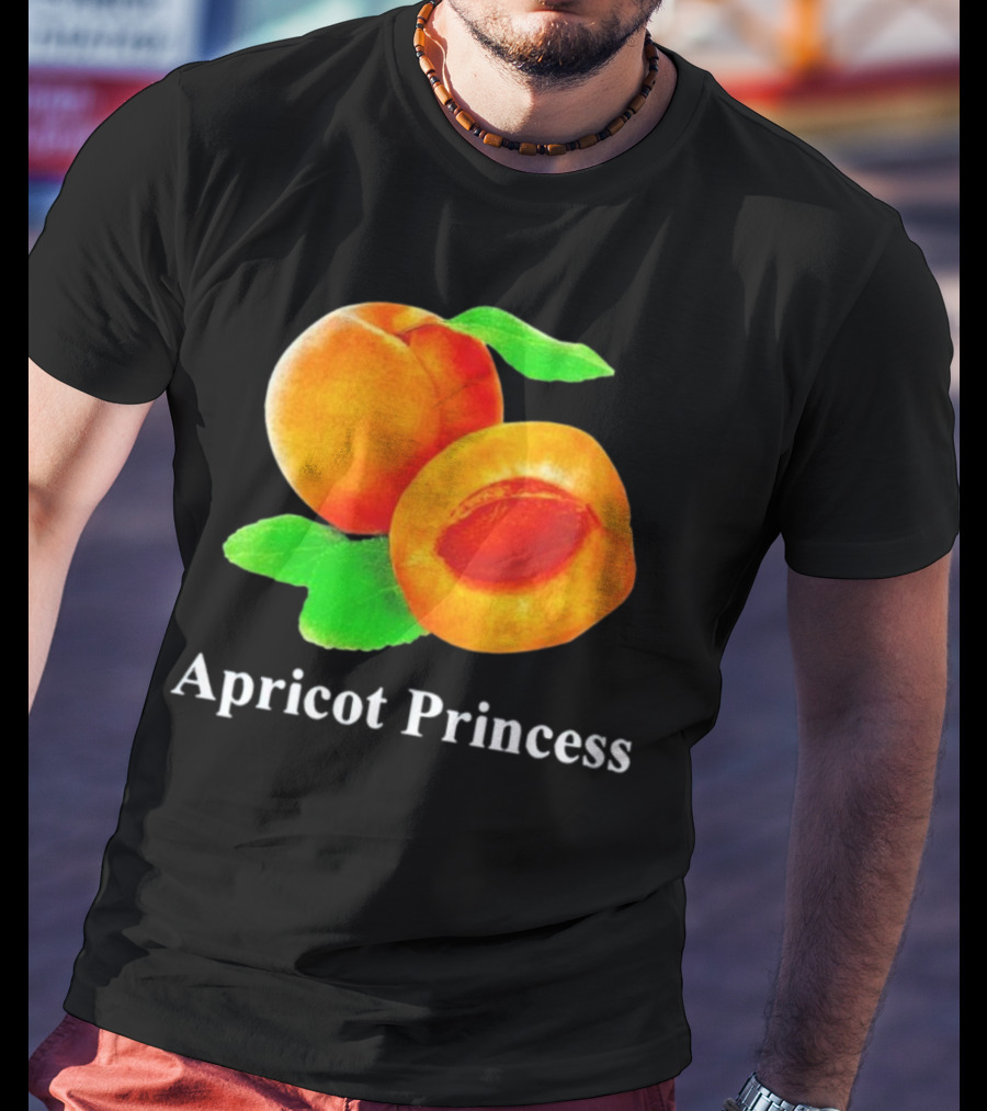 Apricot Princess Fruit Illustration With Leaf Detailing T-Shirt