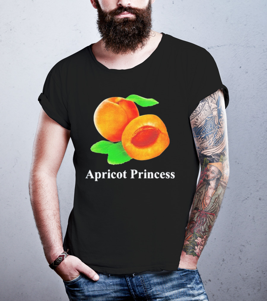 Apricot Princess Fruit Illustration With Leaf Detailing T-Shirt