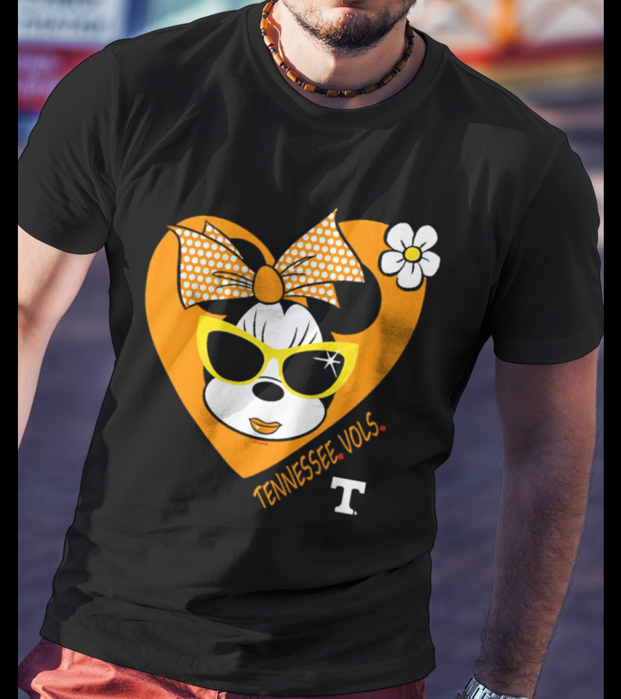 Minnie Mouse Tennessee Vols Heart And Sunglasses Fan T-Shirt