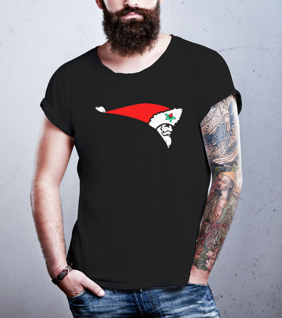 New England Patriots Santa Hat Christmas Day T-Shirt