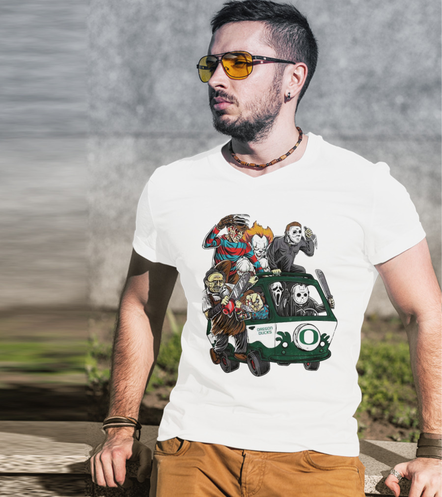 Oregon Ducks Horror Characters Bus Halloween Freddy Jason Michael Myers Pennywise Mask T-Shirt