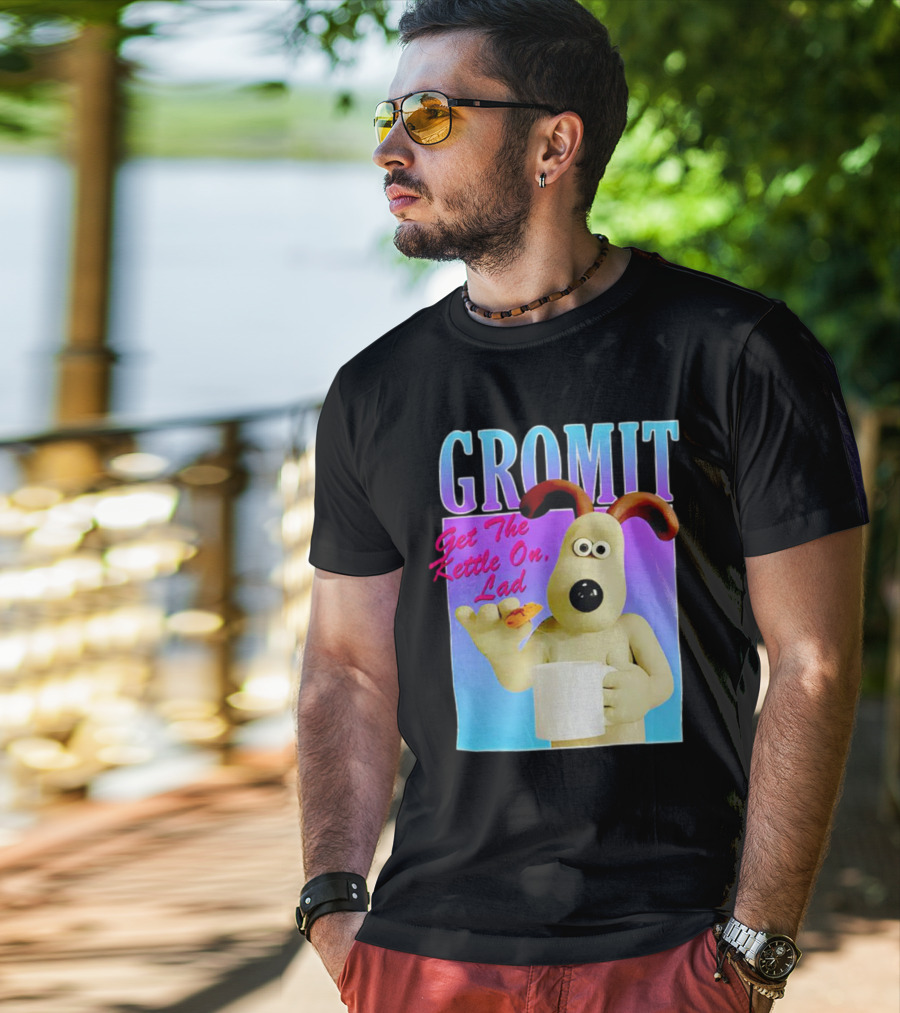 Gromit Get The Kettle On Lad With Tea And Biscuit T-Shirt