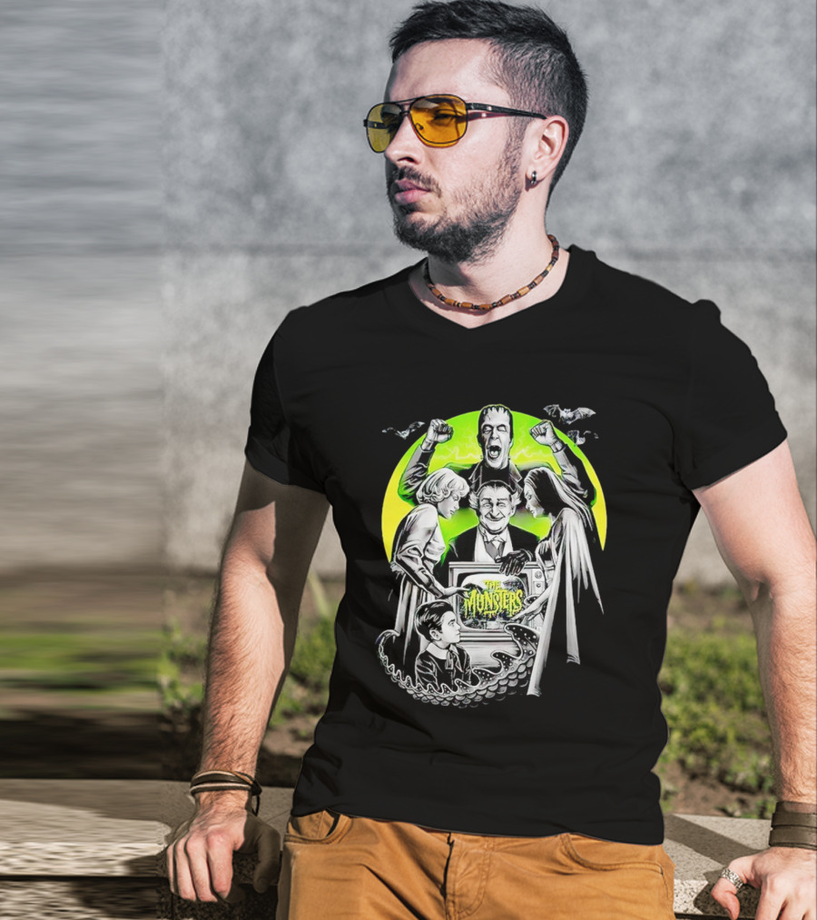 The Munsters Classic Vintage Horror Family T-Shirt