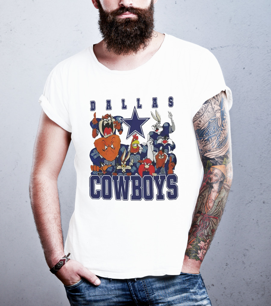 Dallas Cowboys Looney Tunes Characters NFL Football Team Fan T-Shirt