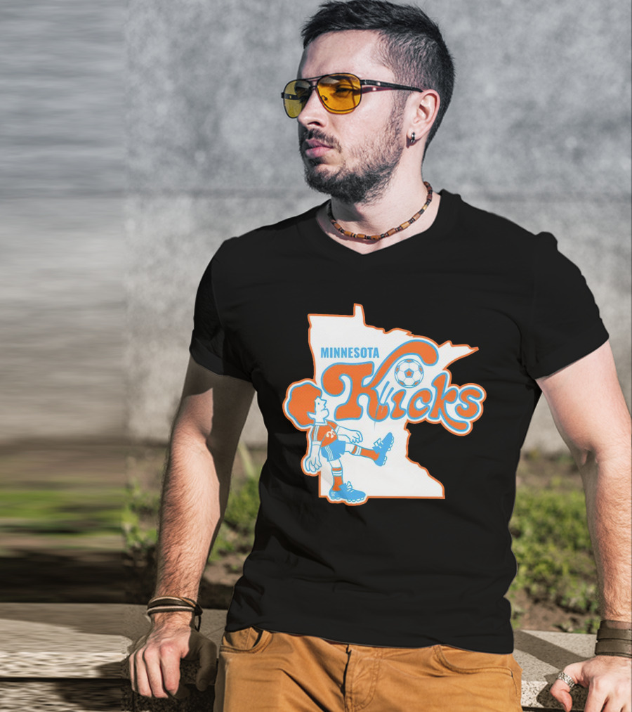 Minnesota Kicks Soccer Player In State Outline T-Shirt