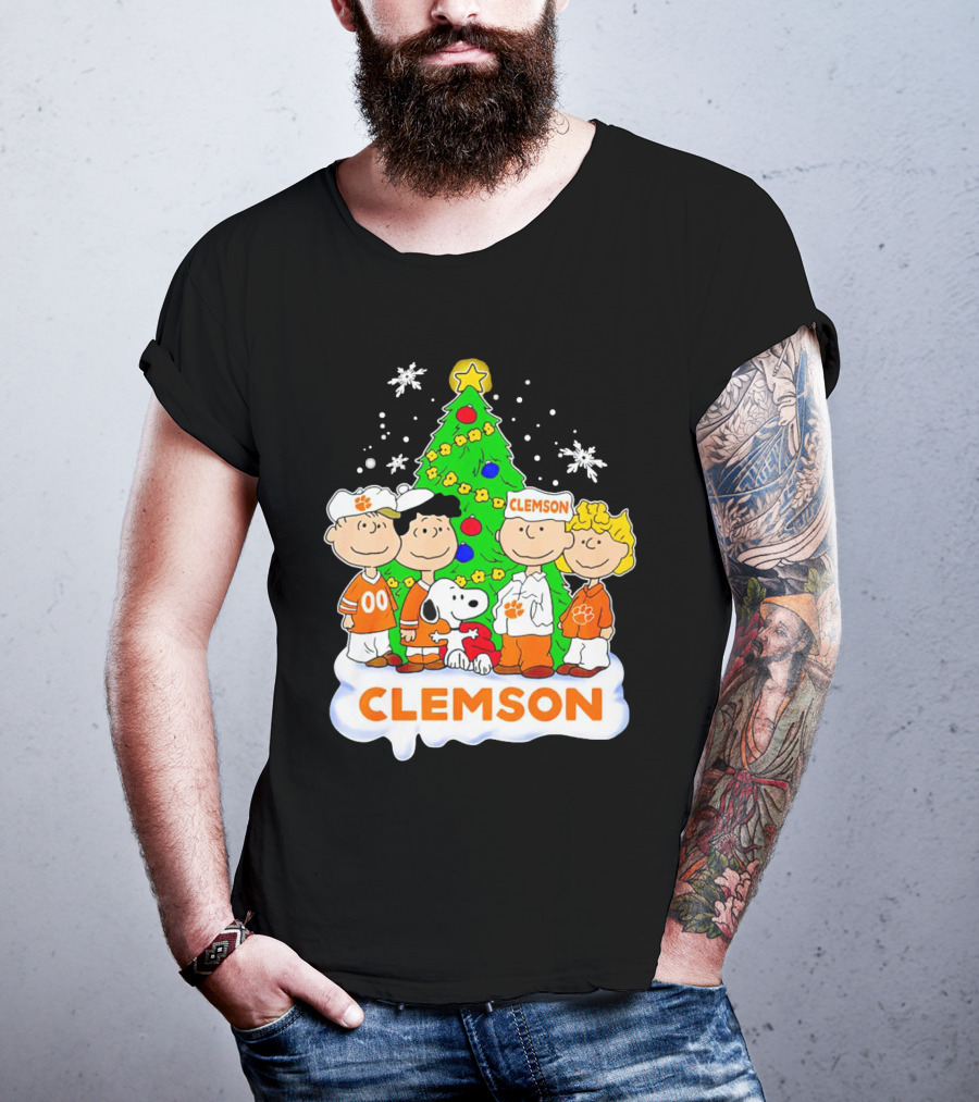 Clemson Christmas With Peanuts Gang And Festive Tree T-Shirt