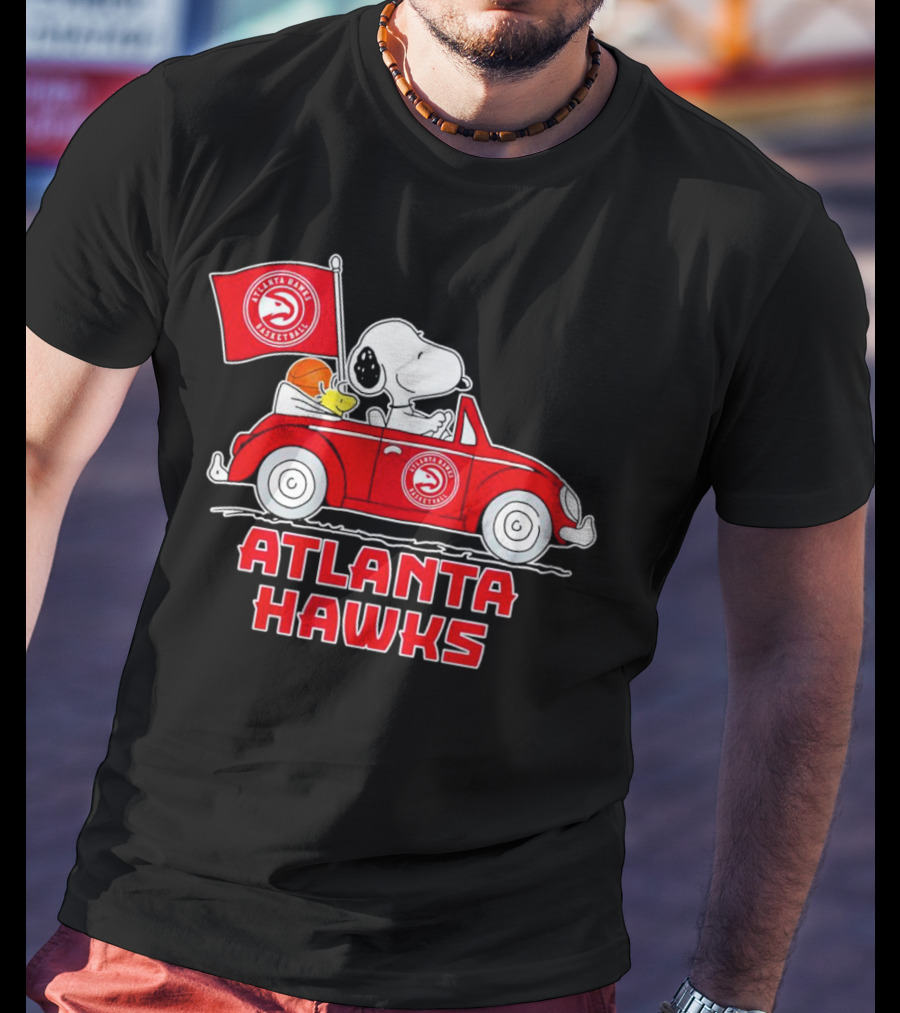 Atlanta Hawks Basketball Snoopy Dog Driving Car Peanuts Sports Team Fan T-Shirt