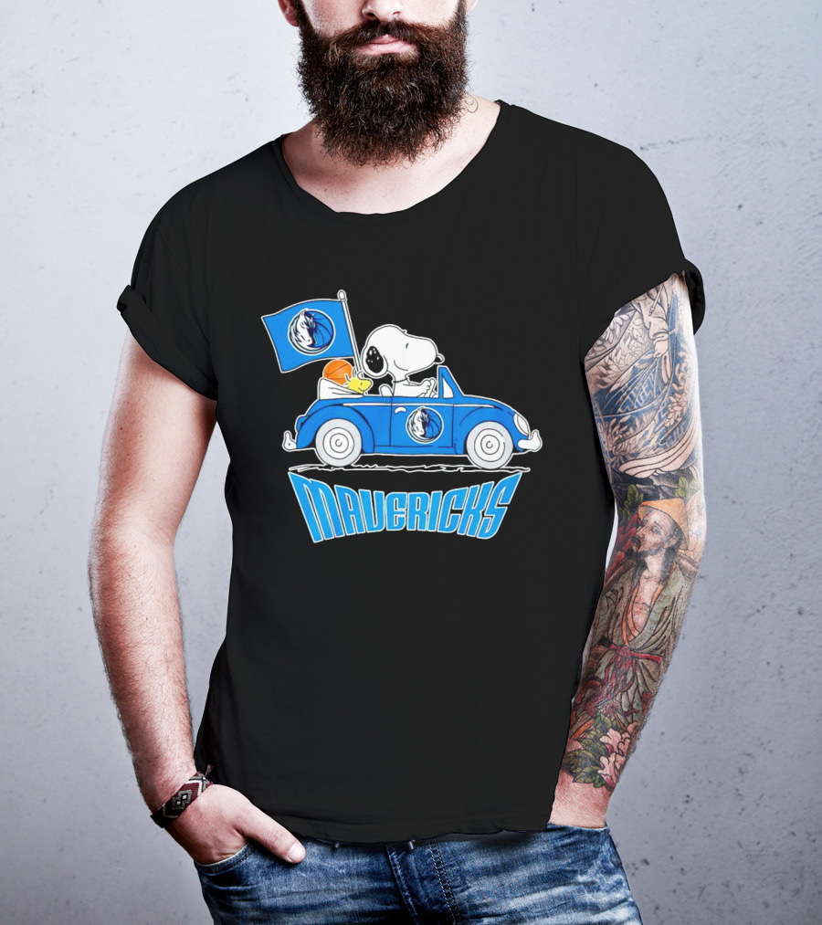 Mavericks Basketball Snoopy Driving Car With Logo Flag T-Shirt