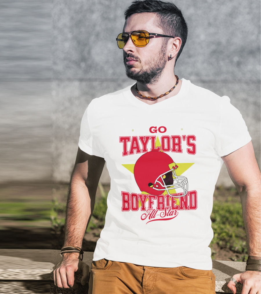 Go Taylor's Boyfriend All-Star Red Helmet Kansas City Chiefs T-Shirt