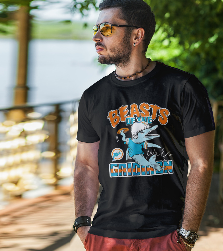 Miami Dolphins Beasts Of The Gridiron Football Dolphin Throwing Pass T-Shirt