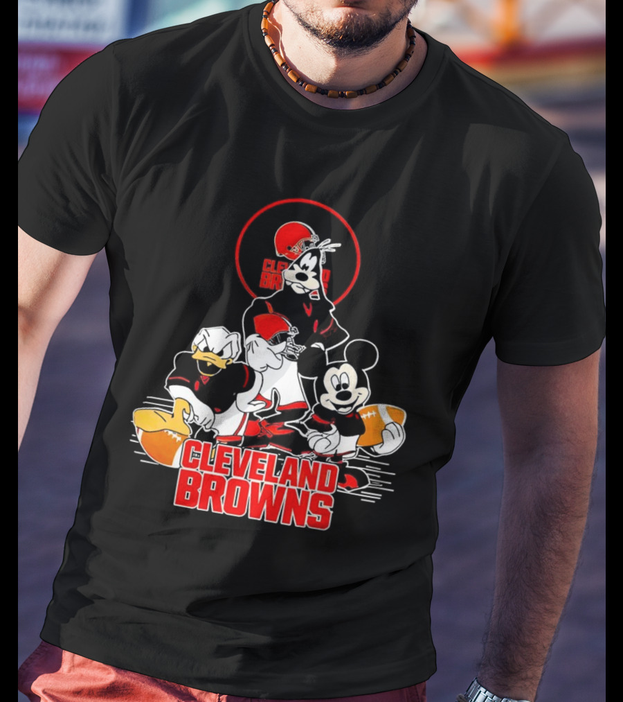 Cleveland Browns NFL Mickey Mouse Donald Duck Goofy Football Team T-Shirt