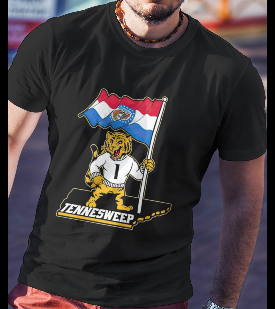 Missouri Tigers Mascot Holding Flag Tennesweep T-Shirt