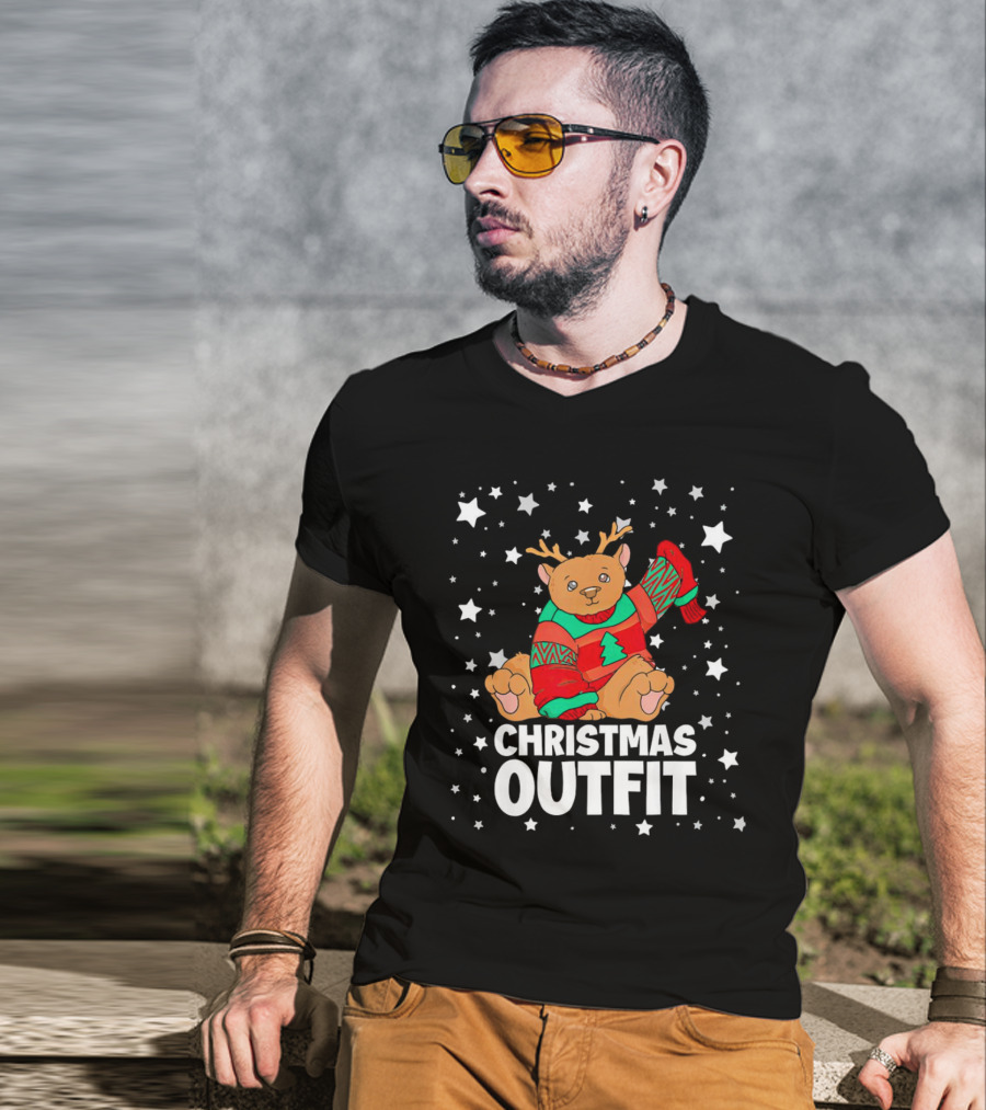 Bear Reindeer Christmas Outfit With Festive Sweater And Stars T-Shirt