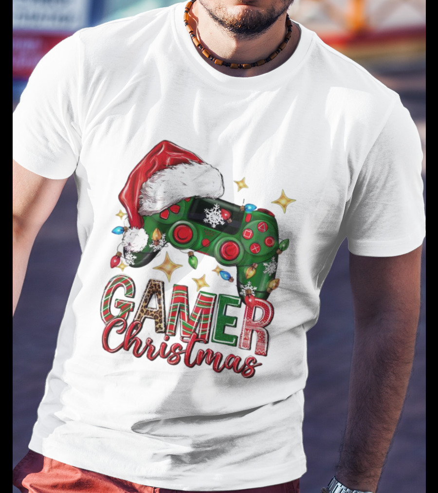 Gamer Christmas Santa Hat Game Controller Holiday Lights T-Shirt