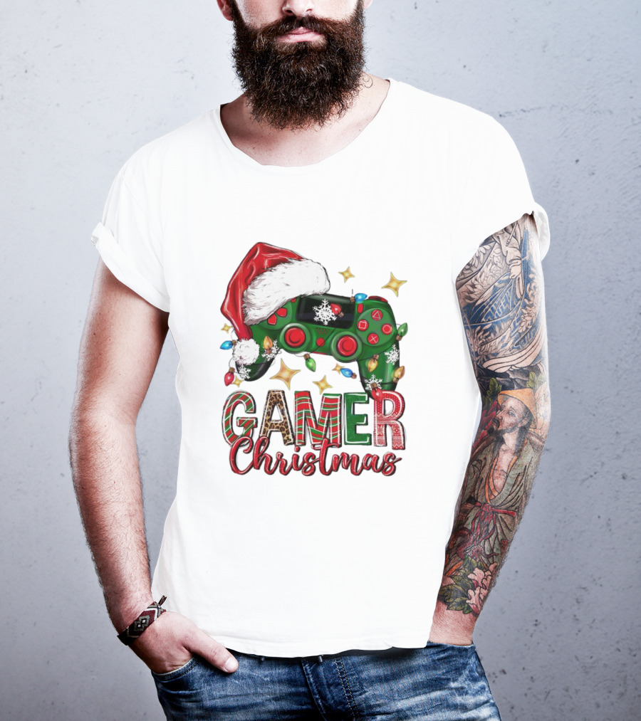 Gamer Christmas Santa Hat Game Controller Holiday Lights T-Shirt