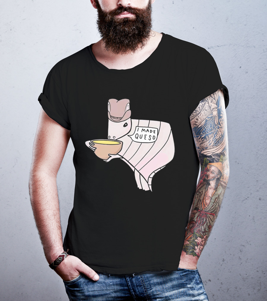 I Made Queso Armadillo With Cowboy Hat Holding Bowl T-Shirt
