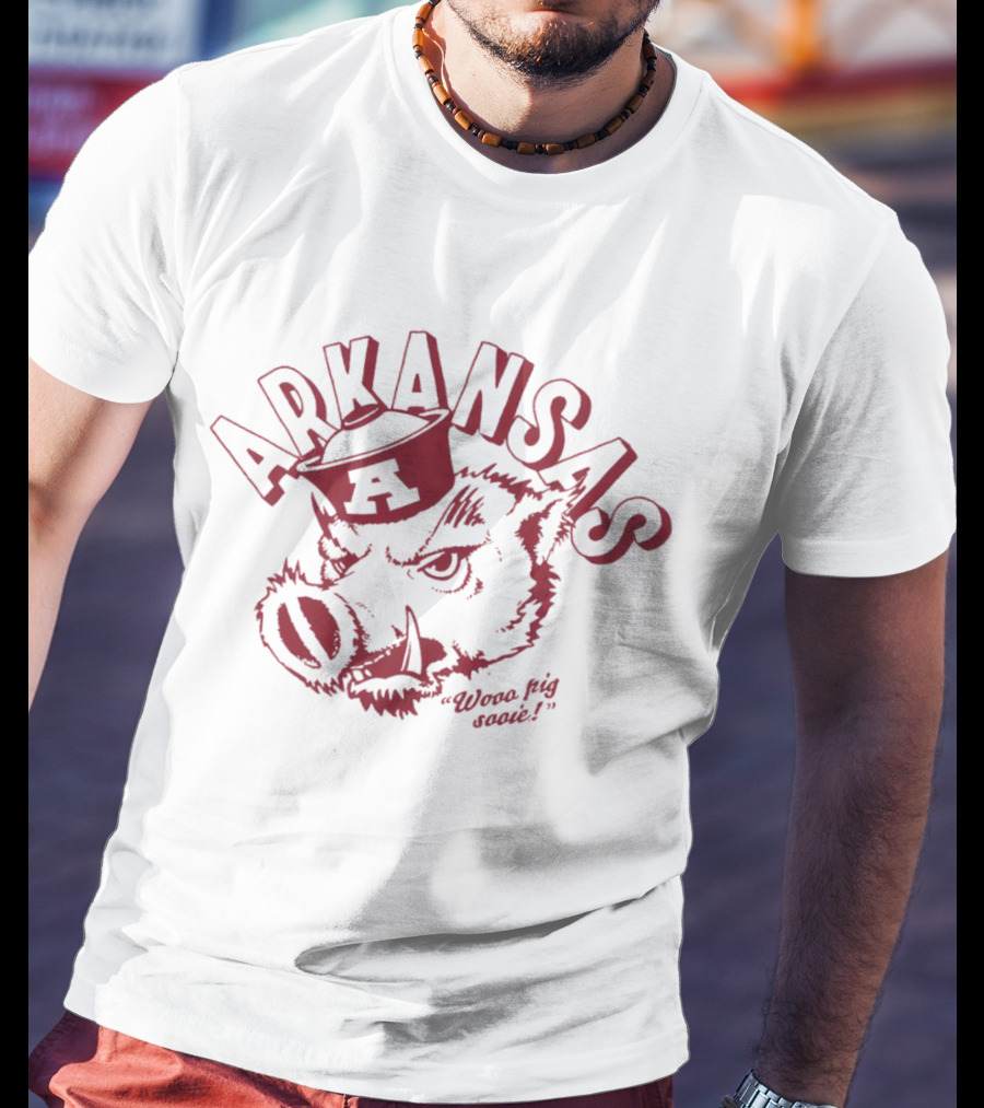 Arkansas Razorbacks Wooo Pig Sooie Vintage Retro A T-Shirt