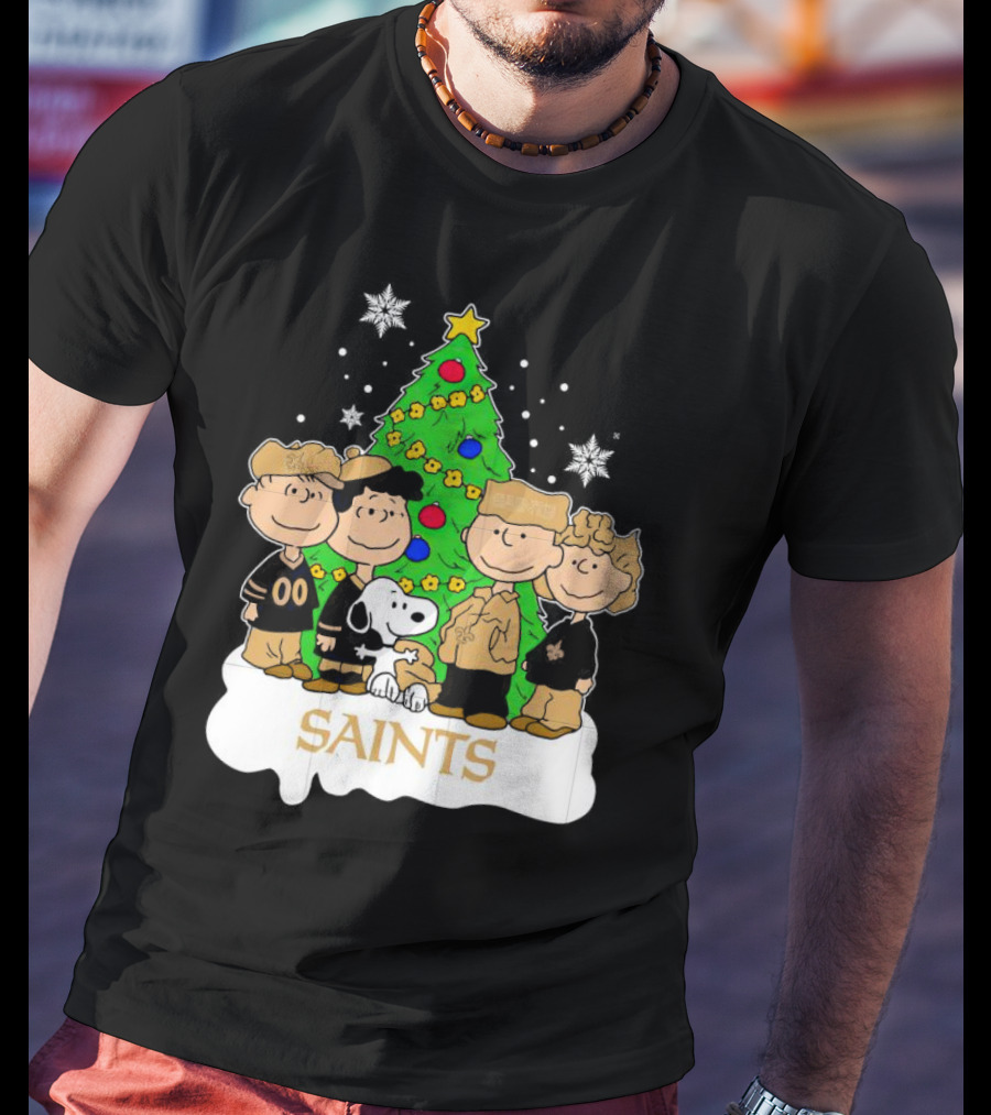 Peanuts Christmas New Orleans Saints Characters With Tree T-Shirt