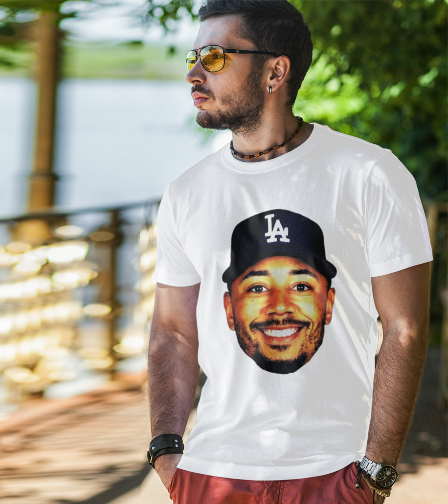 Mookie Betts Los Angeles Dodgers LA Cap Big Face T-Shirt