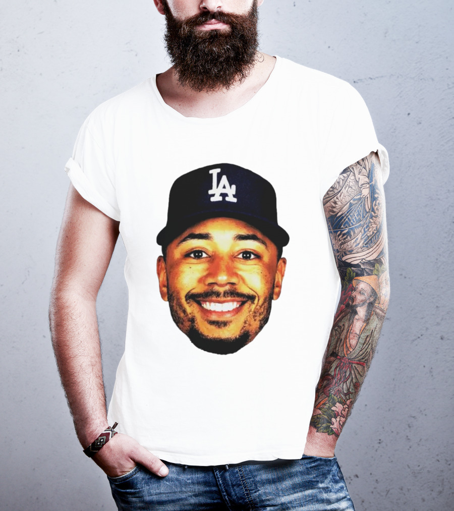 Mookie Betts Los Angeles Dodgers LA Cap Big Face T-Shirt