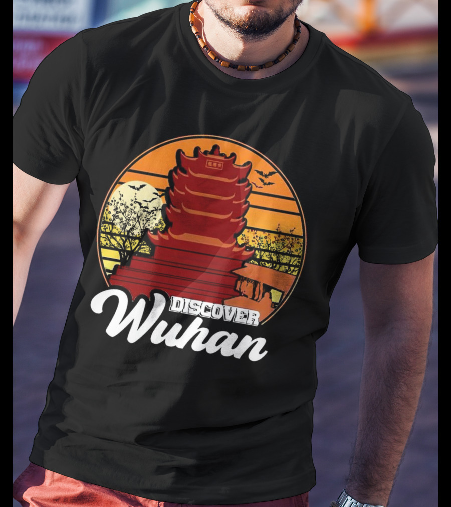 Discover Wuhan Pagoda Vintage Sunset Scene T-Shirt