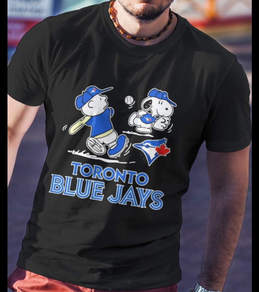 Toronto Blue Jays Charlie Brown Snoopy Baseball Peanuts MLB Collaboration T-Shirt