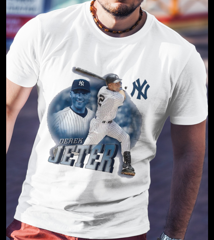 Derek Jeter New York Yankees Swing Baseball Legend T-Shirt