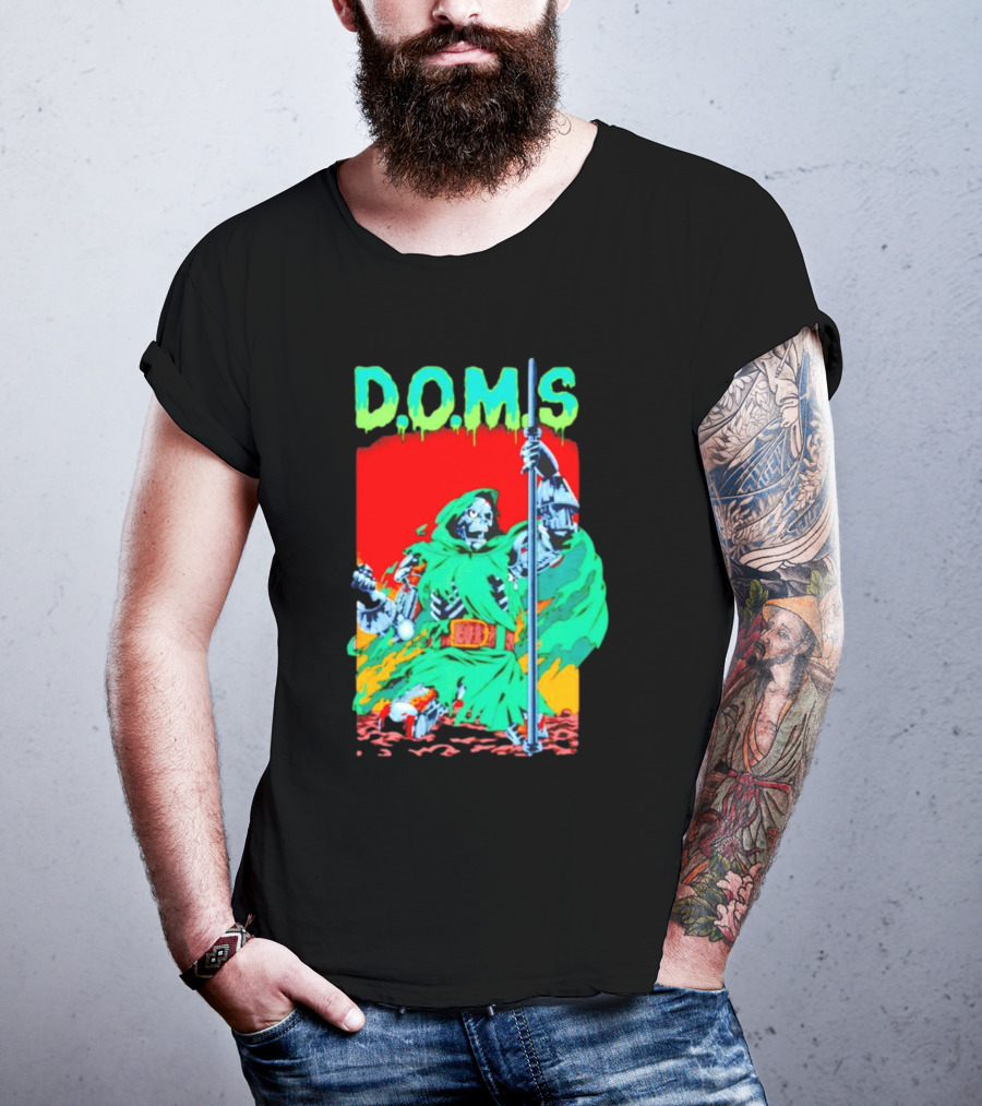 D.O.M.S Skeleton Warrior In Green Cloak Holding Staff T-Shirt