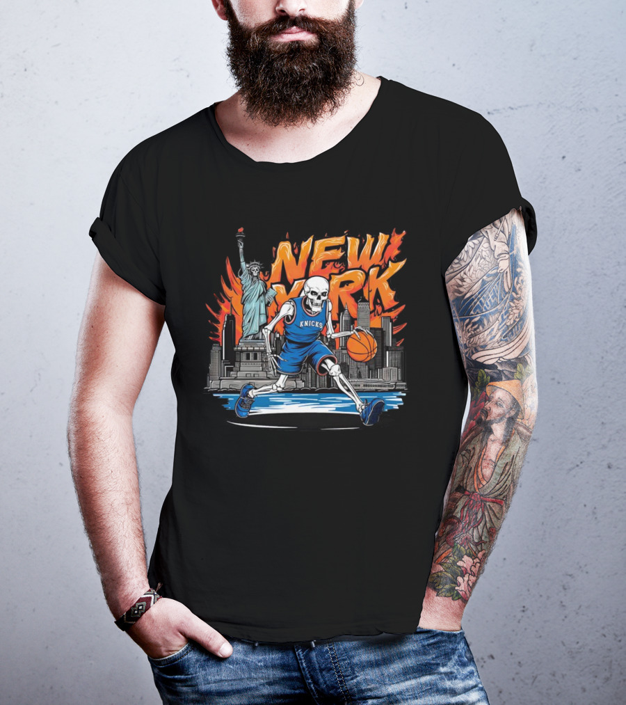 New York Knicks Skeleton Statue Basketball T-Shirt