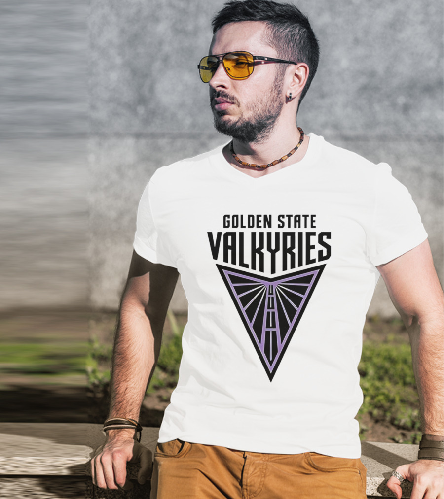 Golden State Valkyries Triangular Emblem In Black And Purple T-Shirt