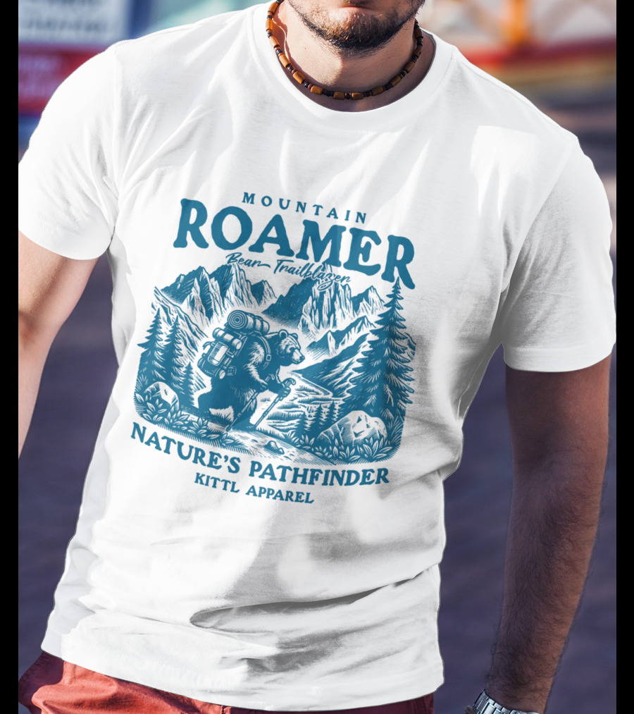 MOUNTAIN ROAMER BEAR TRAILBLAZER NATURE'S PATHFINDER KITTl T-Shirt